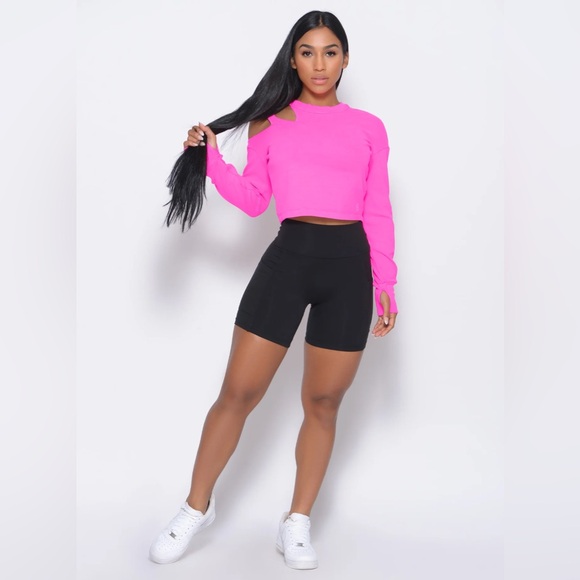 𝐵𝑜𝓂𝒷𝓈𝒽𝑒𝓁𝓁 𝒮𝓅𝑜𝓇𝓉𝓈𝓌𝑒𝒶𝓇 Slash Pullover - Picture 2 of 3